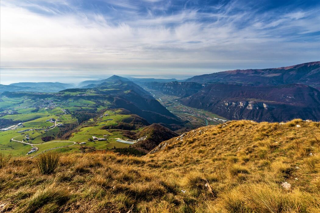 Camminata e Meditazione di gruppo sul Corno d'Aquilio Camminata e Meditazione di gruppo sul Corno d'Aquilio desktop picture
