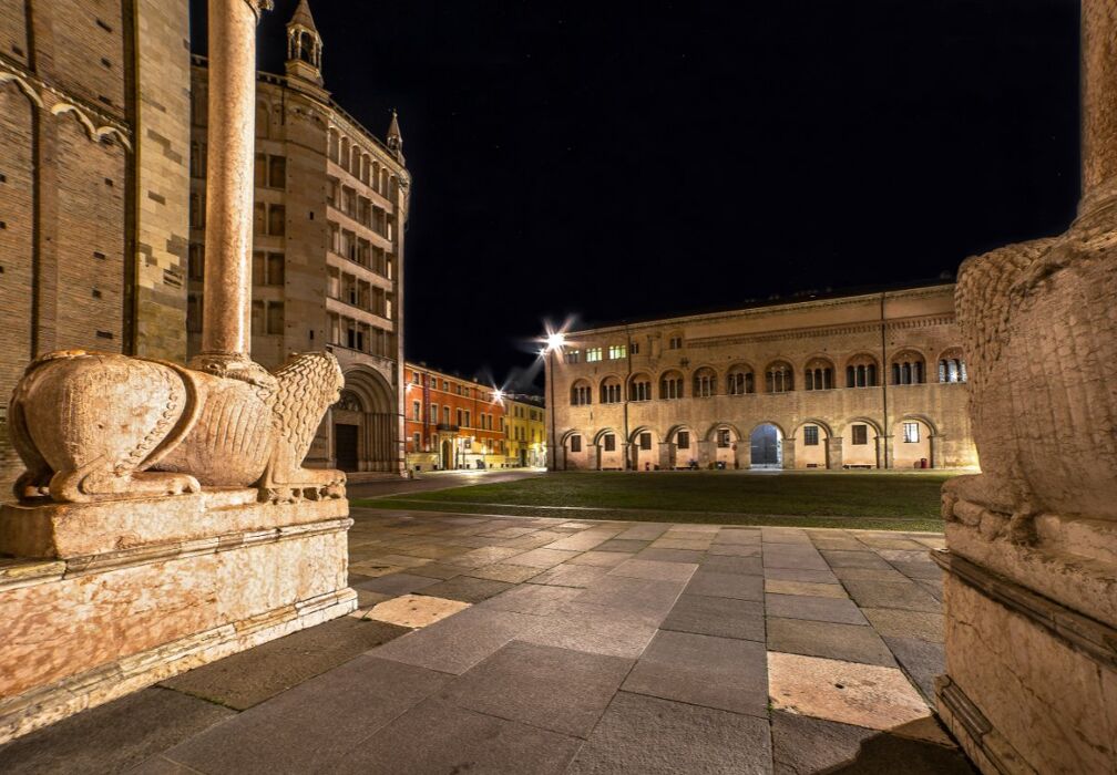 Festa della Donna: Aperitivo a Parma Festa della Donna: Aperitivo a Parma desktop picture