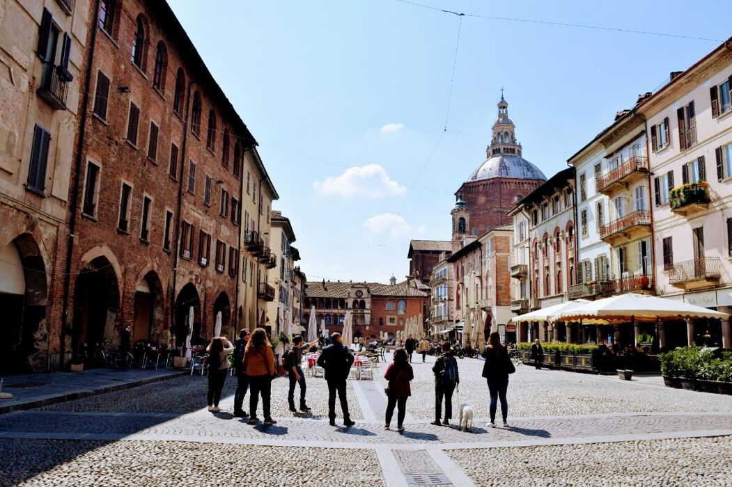 Pavia Nascosta: Passeggiata alla scoperta delle Chiese e delle Cripte pavesi Pavia Nascosta: Passeggiata alla scoperta delle Chiese e delle Cripte pavesi desktop picture