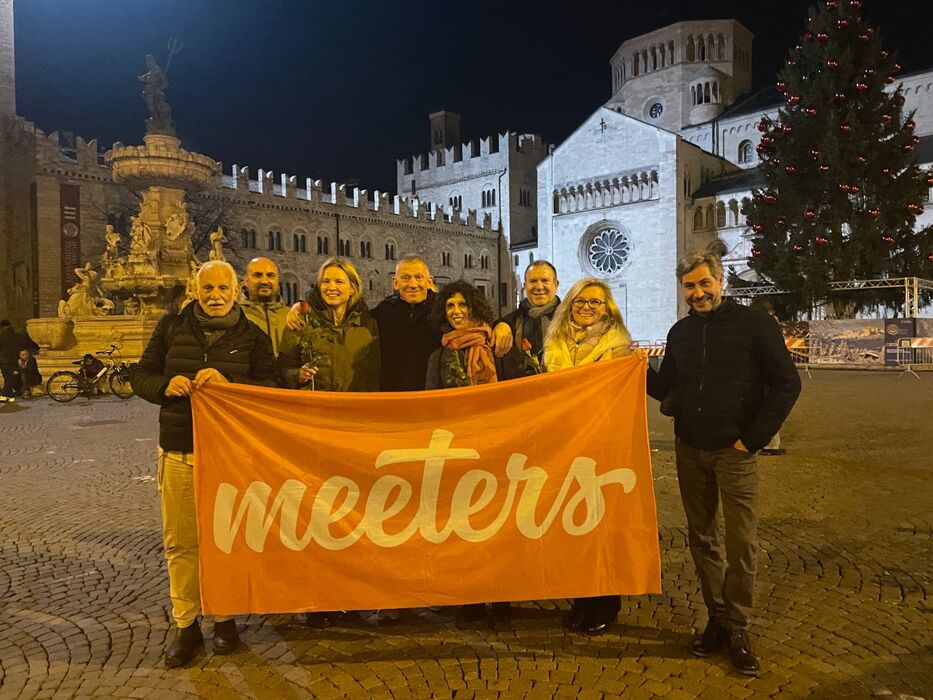 Serata dei Single a Trento Serata dei Single a Trento desktop picture