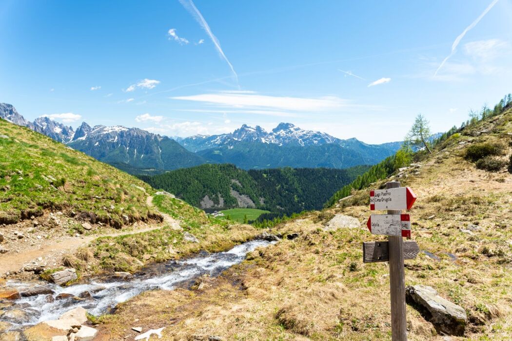 Entusiasmante Trekking dal Lago di Calaita al Lago Pisorno Entusiasmante Trekking dal Lago di Calaita al Lago Pisorno desktop picture