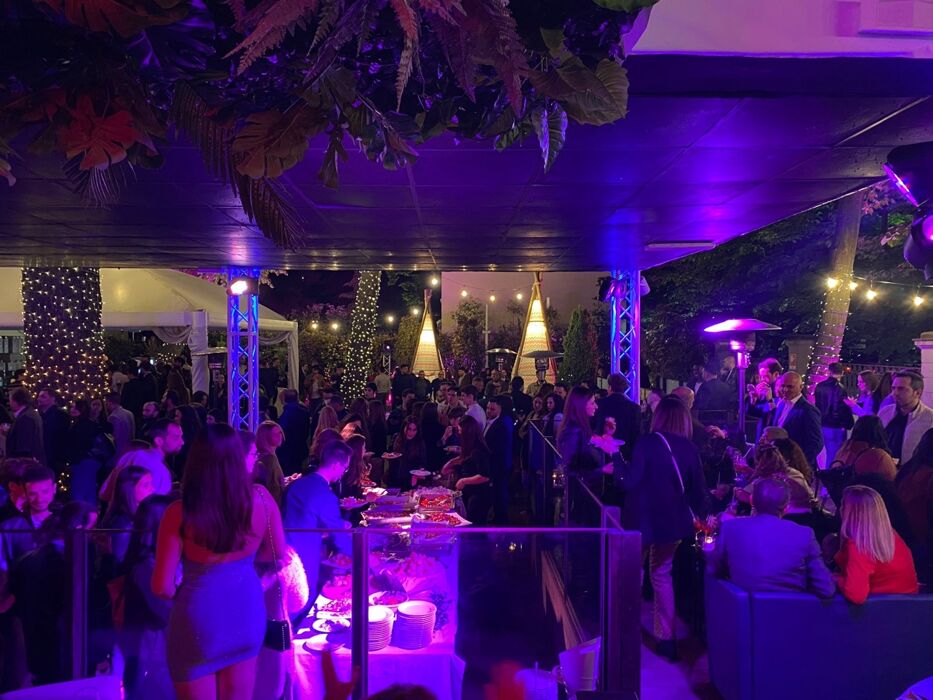 Apericena all'Aria Club di Milano Apericena all'Aria Club di Milano desktop picture