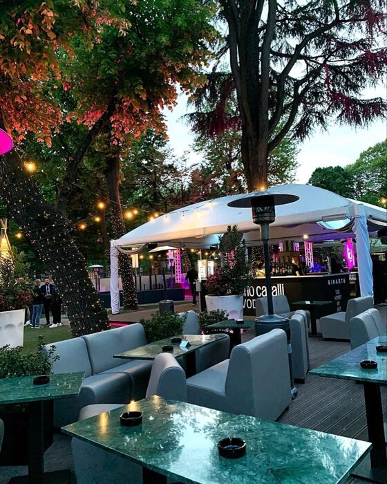 Apericena con Spritz a volontà all'Aria Club di Milano Apericena con Spritz a volontà all'Aria Club di Milano desktop picture