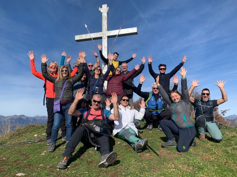 Trekking al Monte Manos con pranzo tipico in Trattoria Trekking al Monte Manos con pranzo tipico in Trattoria desktop picture