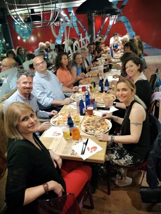 Pizzata a Bologna Pizzata a Bologna desktop picture