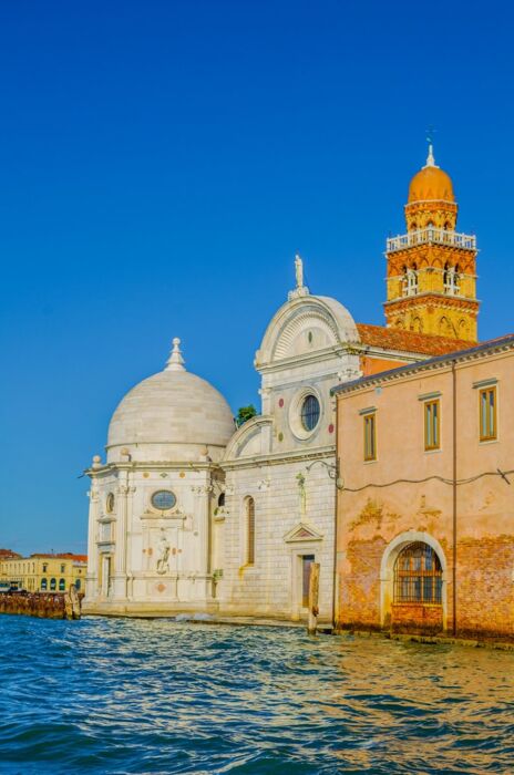 Aperitivo in Barca: La Magia di Venezia al Tramonto Aperitivo in Barca: La Magia di Venezia al Tramonto desktop picture