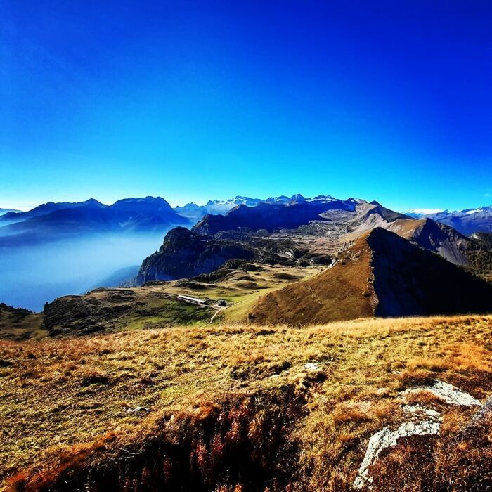 Trekking sulle Dolomiti di Brenta: alla Ricerca delle Marmotte Trekking sulle Dolomiti di Brenta: alla Ricerca delle Marmotte desktop picture