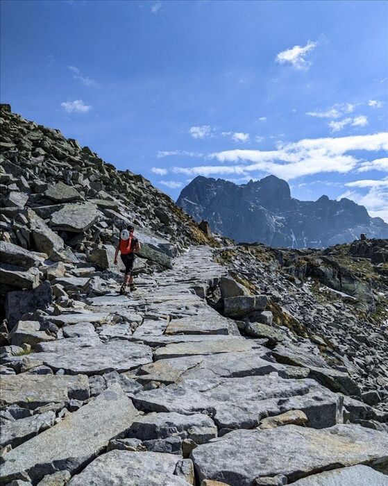 Trekking a Cima Laione, nel regno del granito Trekking a Cima Laione, nel regno del granito desktop picture