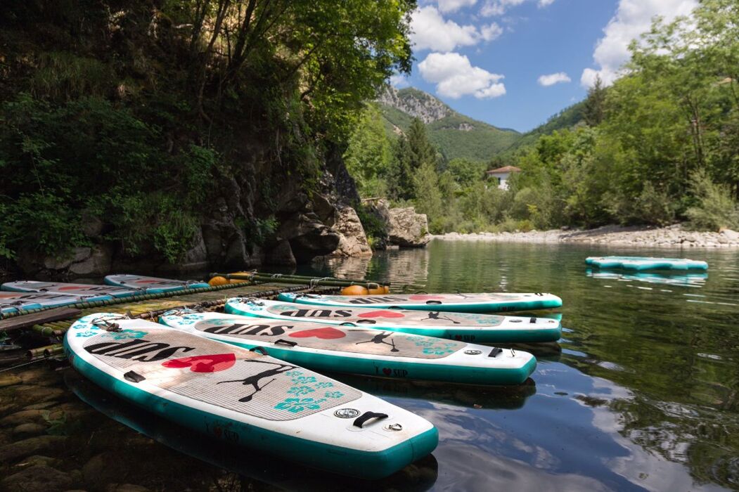Sup Yoga immersi nella natura del Canyon Park di Scesta Sup Yoga immersi nella natura del Canyon Park di Scesta desktop picture