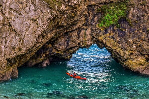 event-Tour in Kayak nelle Grotte del Circeo: tra natura e mitologia