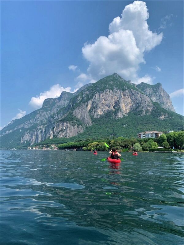 event-Tour in Kayak sul lago di Como costeggiando il monte Moregallo
