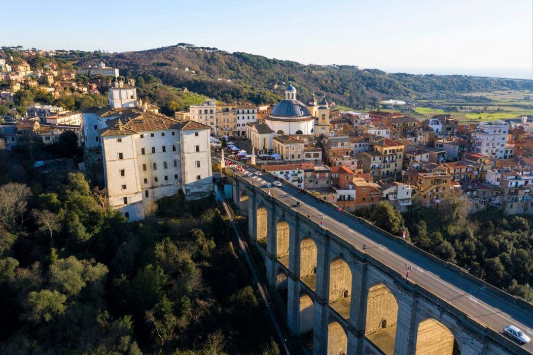 Visita guidata di Ariccia: la gemma nascosta dei Castelli Romani Visita guidata di Ariccia: la gemma nascosta dei Castelli Romani desktop picture