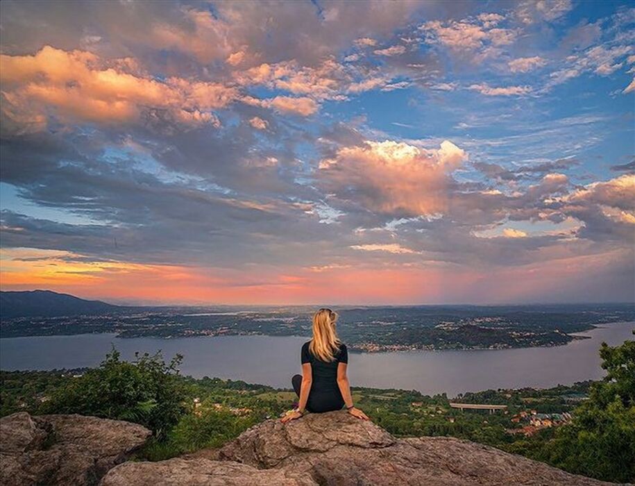 Notte di San Lorenzo: Bagno di Bosco sotto le stelle nell'Alto Vergante Notte di San Lorenzo: Bagno di Bosco sotto le stelle nell'Alto Vergante desktop picture