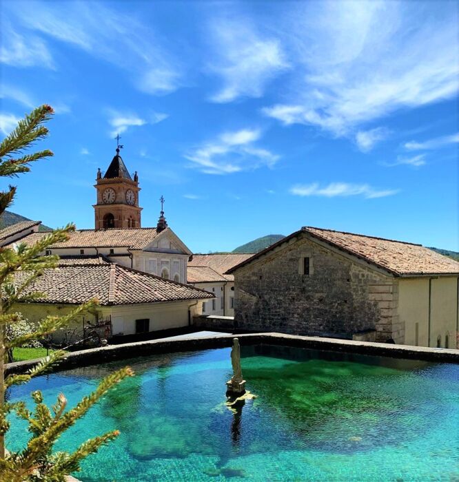 Escursione a Collepardo con visita alla sontuosa Certosa di Trisulti Escursione a Collepardo con visita alla sontuosa Certosa di Trisulti desktop picture