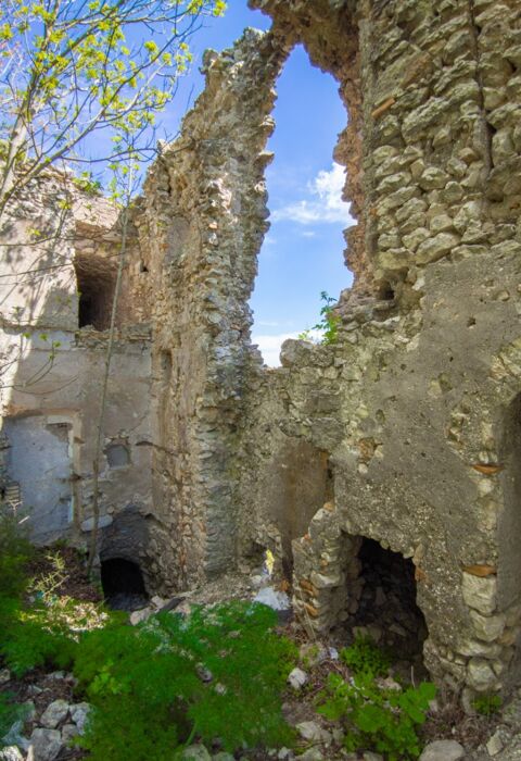 Il Monte Soratte: Camminata sulle tracce lasciate dall’uomo Il Monte Soratte: Camminata sulle tracce lasciate dall’uomo desktop picture