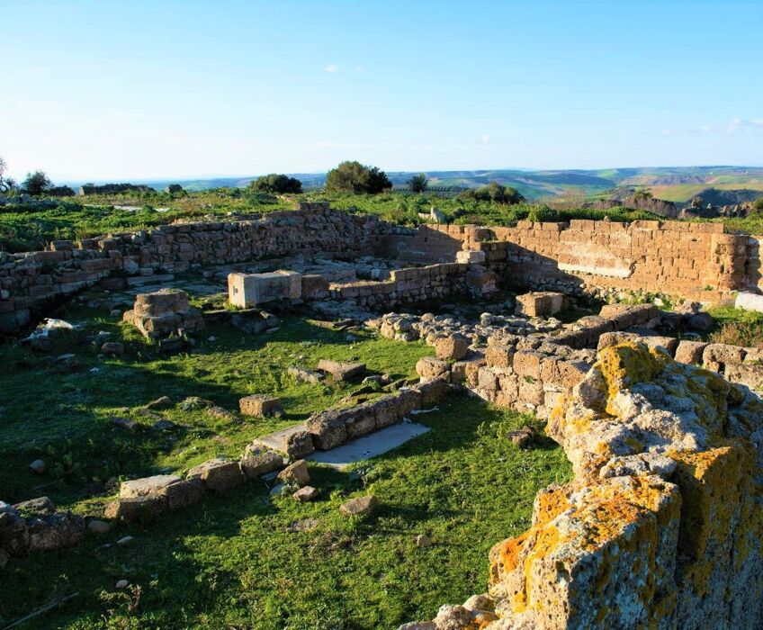 Trekking dall’antica Cencelle al borgo dimenticato della Farnesiana Trekking dall’antica Cencelle al borgo dimenticato della Farnesiana desktop picture