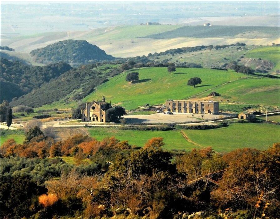 Trekking dall’antica Cencelle al borgo dimenticato della Farnesiana Trekking dall’antica Cencelle al borgo dimenticato della Farnesiana desktop picture
