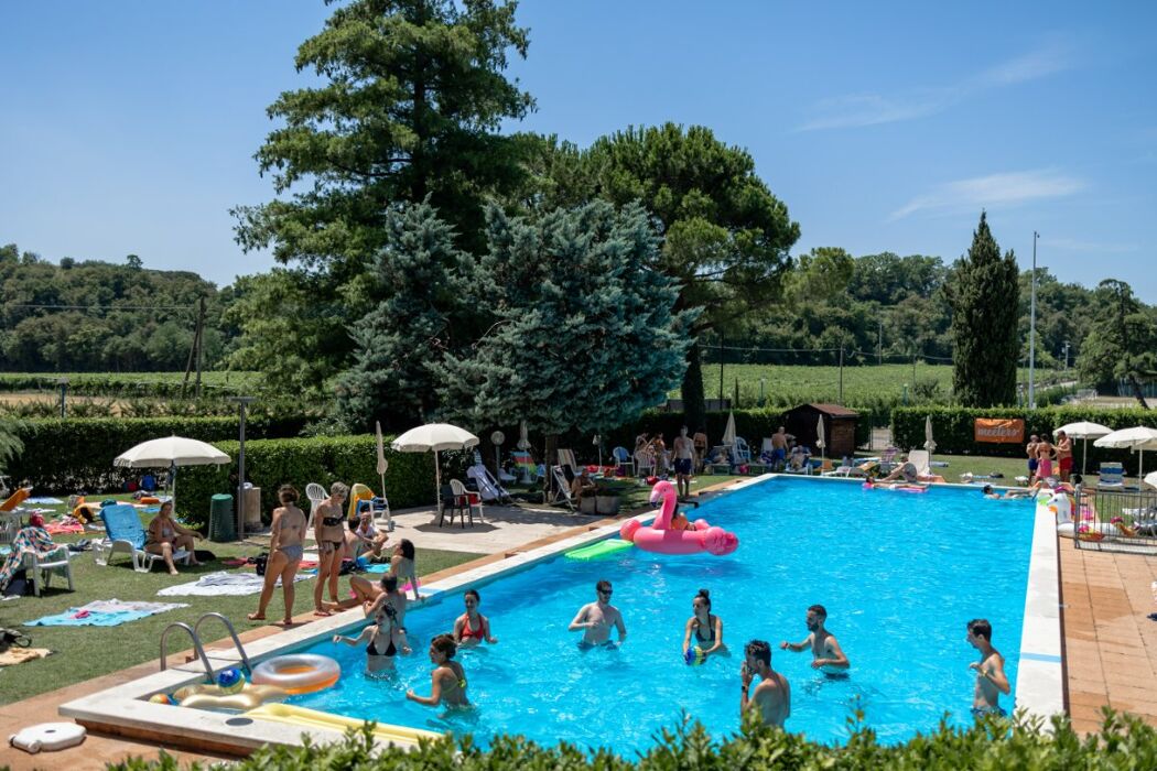 Raduno GENGLE Raduno GENGLE desktop picture