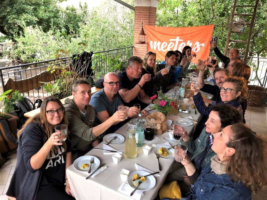 Tour in vigna con vendemmia e Pranzo tipico in fattoria Tour in vigna con vendemmia e Pranzo tipico in fattoria desktop picture