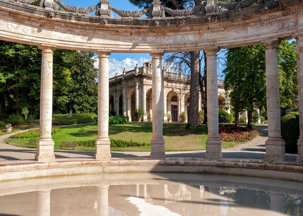 Tramonto a Montecatini: la celebre Funicolare e le Terme Tettuccio Tramonto a Montecatini: la celebre Funicolare e le Terme Tettuccio desktop picture