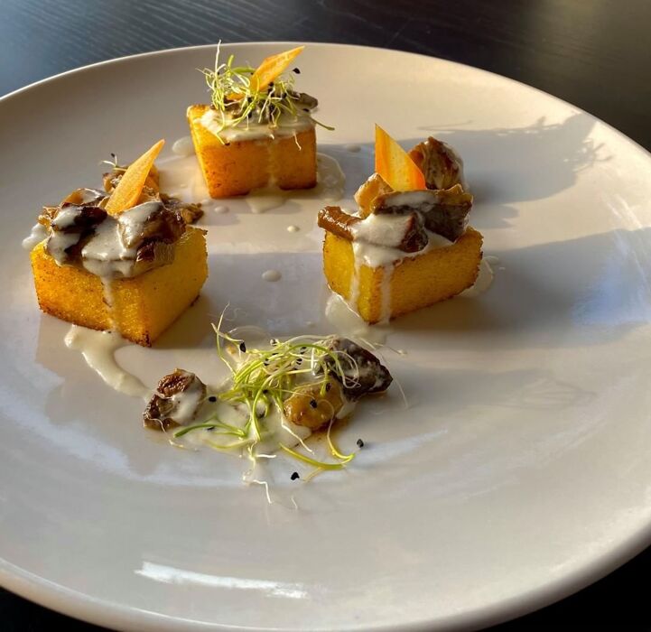 Halloween in Hotel 4 Stelle a Bologna: tra buon cibo, maschere e Dj Set Halloween in Hotel 4 Stelle a Bologna: tra buon cibo, maschere e Dj Set desktop picture