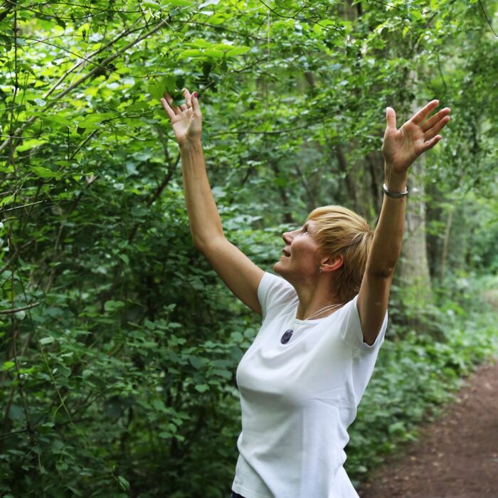 Bagno di Bosco alle Grotte di Ara tra i magici colori dell’autunno Bagno di Bosco alle Grotte di Ara tra i magici colori dell’autunno desktop picture