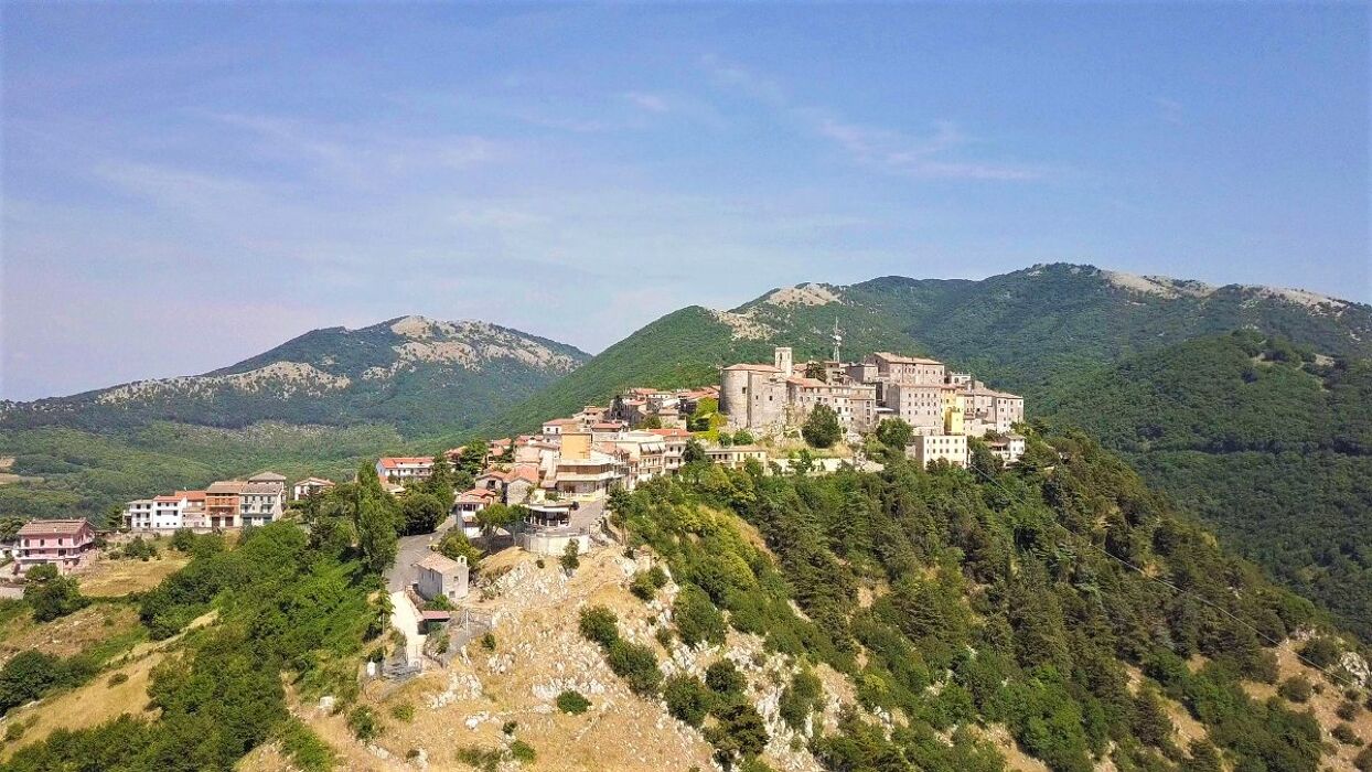 Volo Zipline a Rocca Massima: la planata più lunga d’Europa Volo Zipline a Rocca Massima: la planata più lunga d’Europa desktop picture