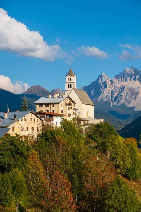 Trekking tra Col e Fodòm: i luoghi del romanzo "La pelle dell'orso" Trekking tra Col e Fodòm: i luoghi del romanzo "La pelle dell'orso" desktop picture