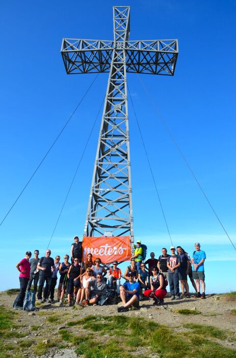 Solcando i crinali appenninici: Escursione al Lago Scaffaiolo Solcando i crinali appenninici: Escursione al Lago Scaffaiolo desktop picture