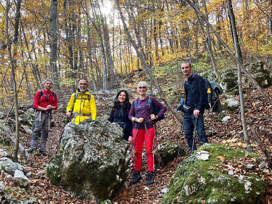 Trekking ad anello in Val di Posina Trekking ad anello in Val di Posina desktop picture