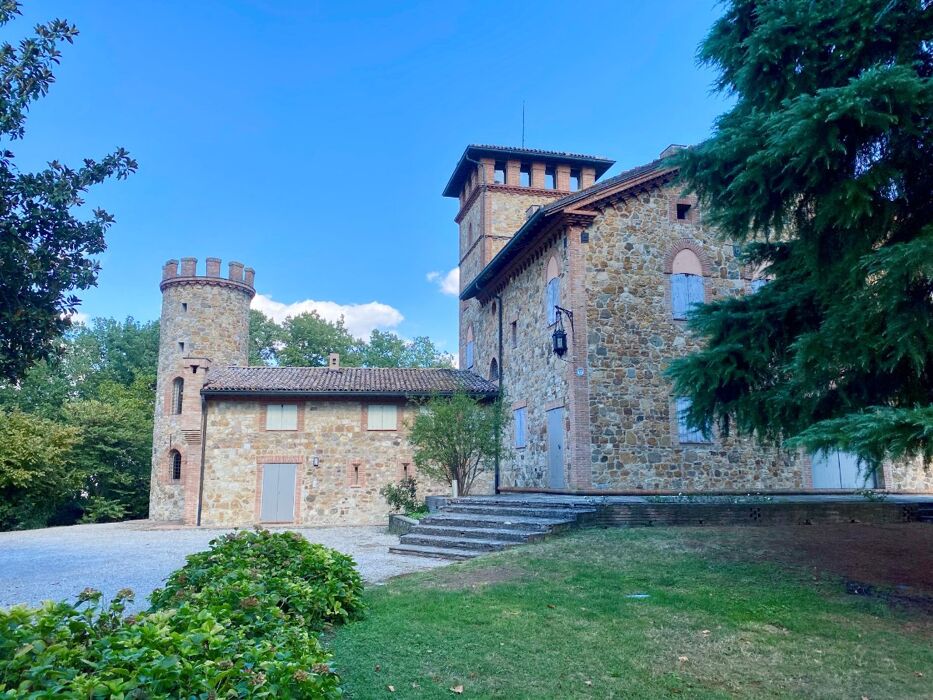 Trekking panoramico tra le vigne di Scandiano con degustazione di vini Trekking panoramico tra le vigne di Scandiano con degustazione di vini desktop picture