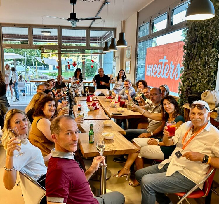 Festa dei Single: Aperitivo a Monza Festa dei Single: Aperitivo a Monza desktop picture