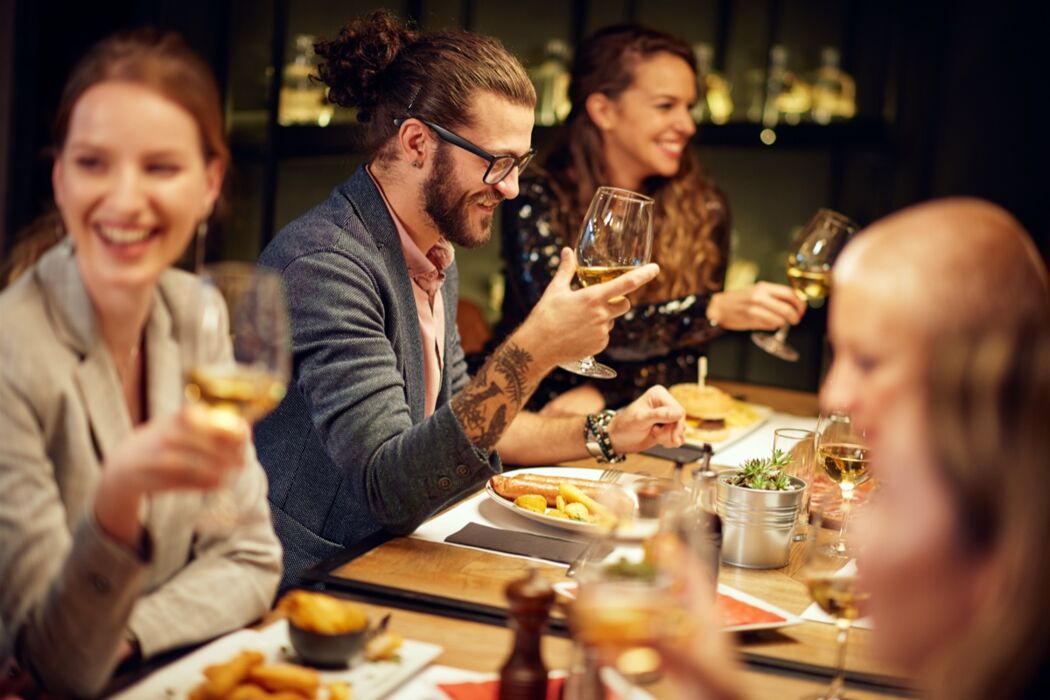 Festa dei Single: Cena All-You-Can-Eat a Bergamo Festa dei Single: Cena All-You-Can-Eat a Bergamo desktop picture