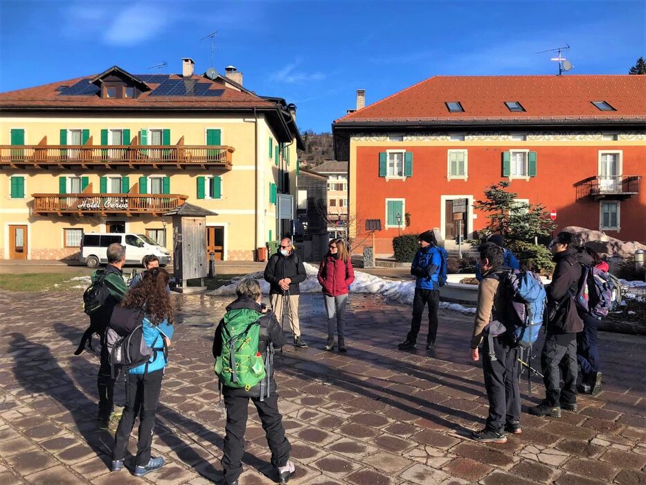 Il Drago di Lavarone alle luci del tramonto: Trekking ad Opera d'Arte Il Drago di Lavarone alle luci del tramonto: Trekking ad Opera d'Arte desktop picture