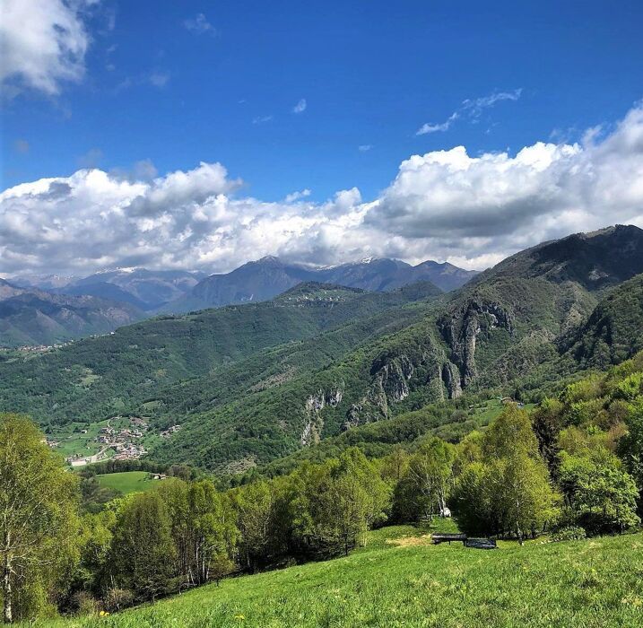 Escursione al Canto Basso: curiosità geologiche e panorami inaspettati Escursione al Canto Basso: curiosità geologiche e panorami inaspettati desktop picture