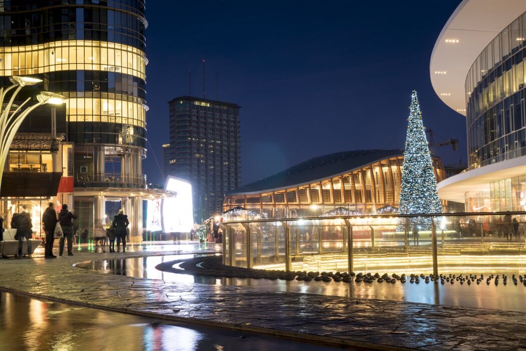 Pizzata tra Sconosciuti a Milano Porta Garibaldi Pizzata tra Sconosciuti a Milano Porta Garibaldi desktop picture