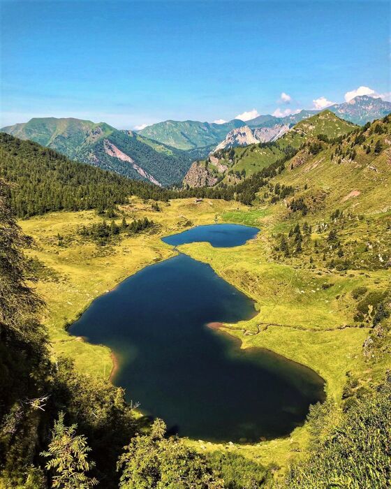 Trekking tra i colori autunnali nella Valle del Caffaro Trekking tra i colori autunnali nella Valle del Caffaro desktop picture