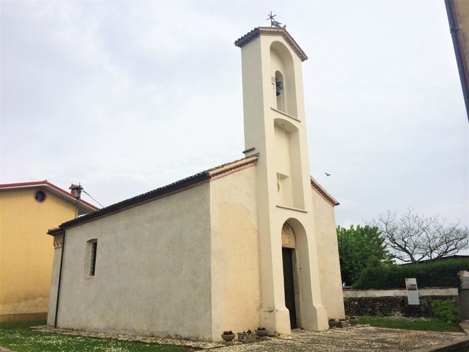 Visita guidata alle Chiesette votive di Gris e Cuccana Visita guidata alle Chiesette votive di Gris e Cuccana desktop picture