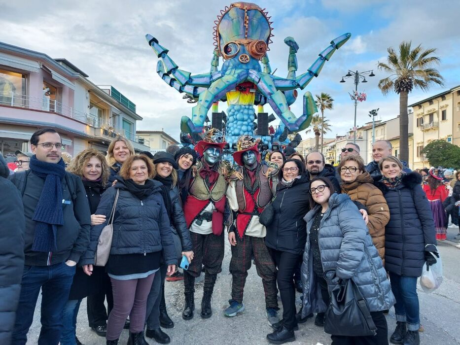 Carnevale a Viareggio Carnevale a Viareggio desktop picture