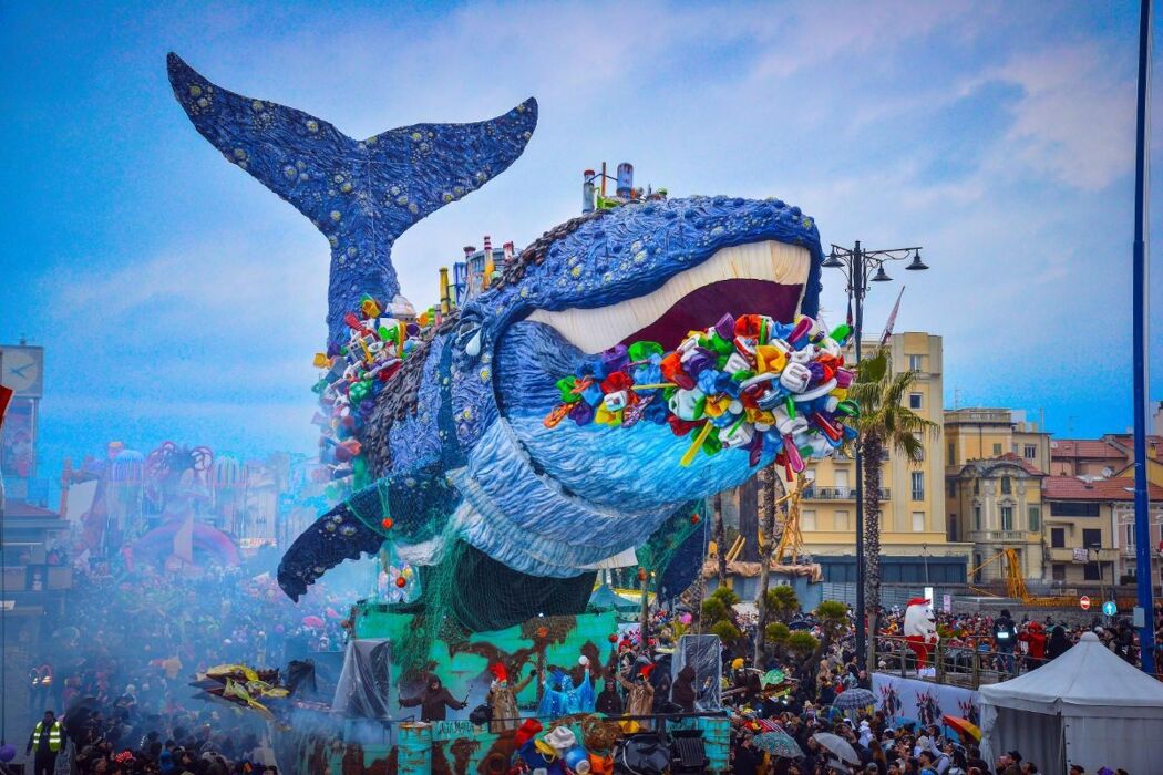 Carnevale a Viareggio Carnevale a Viareggio desktop picture