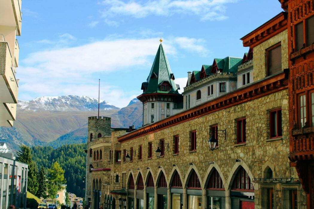 Weekend in Valtellina: Trenino Rosso del Bernina e degustazione vini Weekend in Valtellina: Trenino Rosso del Bernina e degustazione vini desktop picture