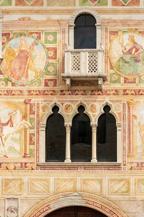 Tour a Spilimbergo: dal Presepio di Mosaico alla Scuola Mosaicisti Tour a Spilimbergo: dal Presepio di Mosaico alla Scuola Mosaicisti desktop picture