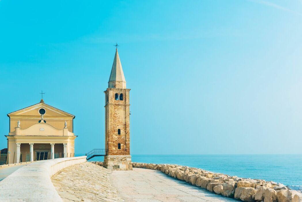 Passeggiata a Caorle: il borgo e la magia del Natale Passeggiata a Caorle: il borgo e la magia del Natale desktop picture