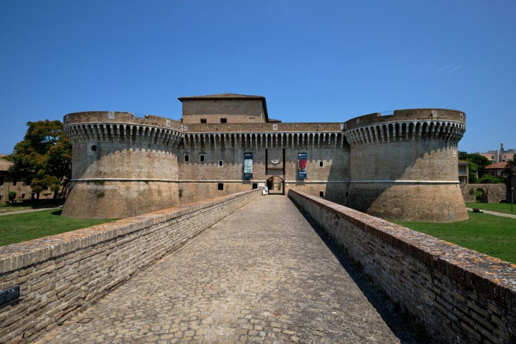 Tour guidato di Senigallia: i luoghi della signoria Della Rovere Tour guidato di Senigallia: i luoghi della signoria Della Rovere desktop picture