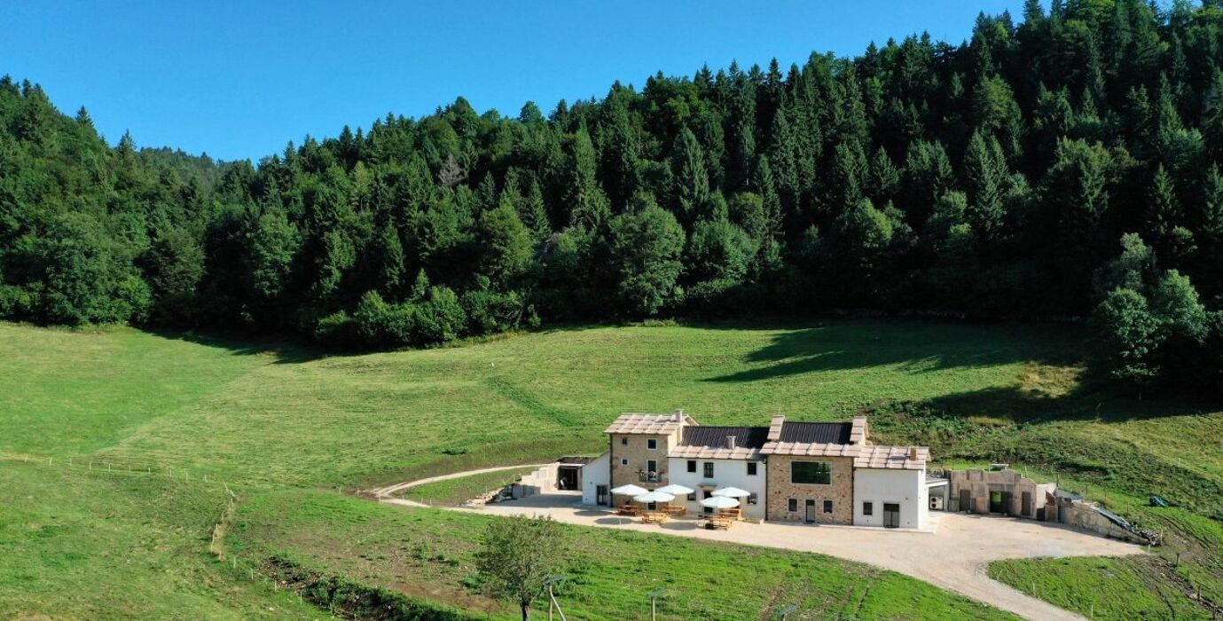 Val Marisa: Escursione con pranzo in agribirrificio Val Marisa: Escursione con pranzo in agribirrificio desktop picture