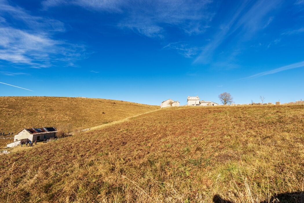 Val Marisa: Escursione con pranzo in agribirrificio Val Marisa: Escursione con pranzo in agribirrificio desktop picture