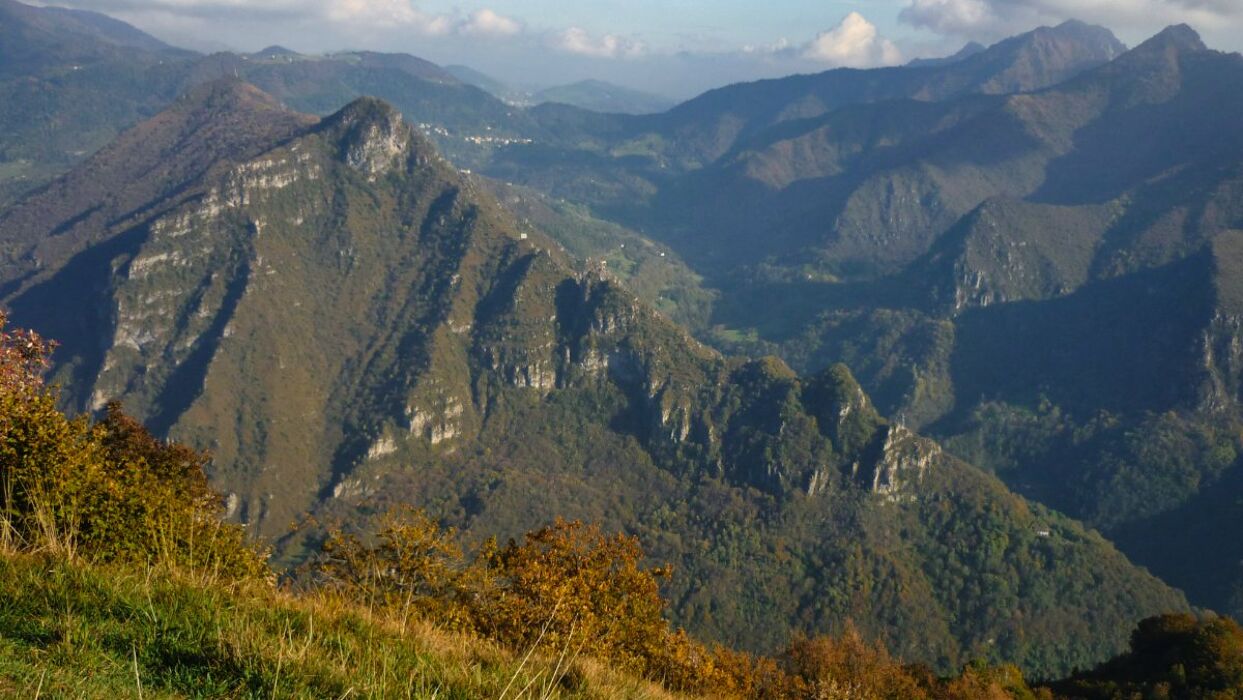 Mercatini di Natale e borghi nascosti in Alta Val Trompia Mercatini di Natale e borghi nascosti in Alta Val Trompia desktop picture