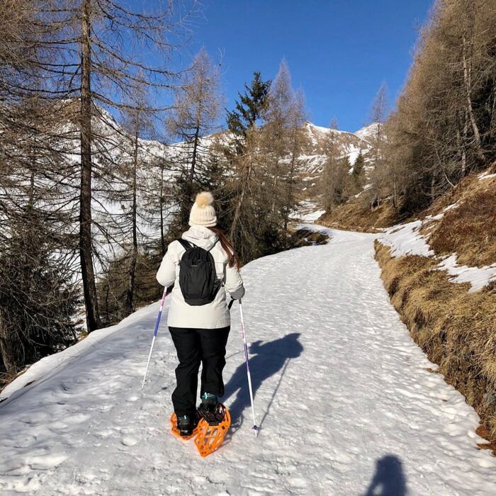 Ciaspolata nella Piana del Gaver: ai piedi del Monte Blumone Ciaspolata nella Piana del Gaver: ai piedi del Monte Blumone desktop picture