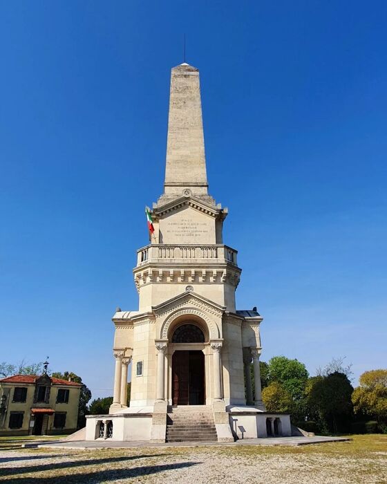 Passeggiata a Custoza con Degustazione in Cantina Passeggiata a Custoza con Degustazione in Cantina desktop picture