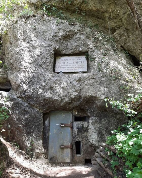 Camminata sui Colli Bolognesi: la Dolina della Spipola Camminata sui Colli Bolognesi: la Dolina della Spipola desktop picture